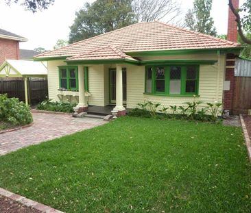 BRILLIANTLY ACCOMODATING IN BAYSIDE!! - Photo 5