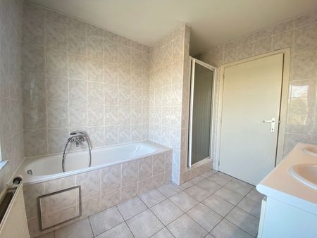 Groot appartement op wandelafstand van station en centrum! - Photo 5