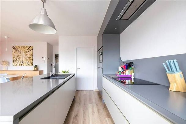 Appartement te huur - Foto 1