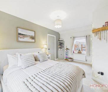 2 bedroom semi-detached house to rent - Photo 4