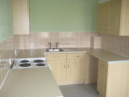 1 bedroom flat to rent - Photo 5