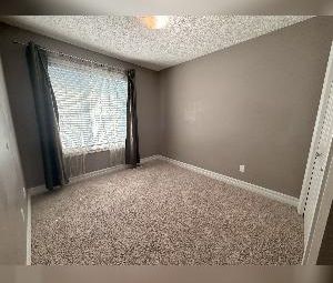 3 Bed 2.5 Bath Clareview Townhouse For Rent - Photo 1