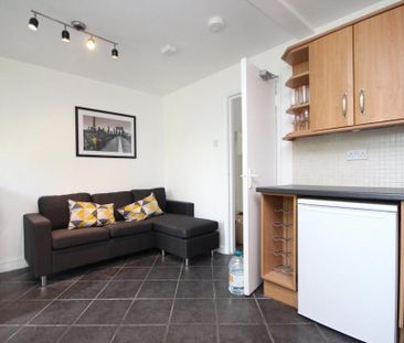 5 bedroom house share to rent - Photo 1