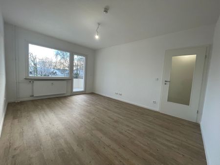 *Erstbezug nach Sanierung*Tageslichtbad*Balkon* - Photo 2