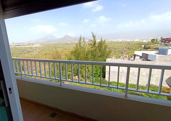 Se alquila en Buzanada apartamento de 2 dormitorios