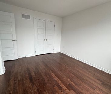 For Lease - 4082 Kadic Terrace, Mississauga, Ontario - Photo 5