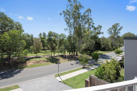 THE GAP LIVING AT ITS FINEST! - Photo 4
