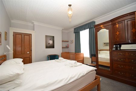 3 bed terraced house to rent in Greenfield Road, Scarborough, YO11 - Photo 5