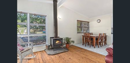 Property in Picton! - Photo 2