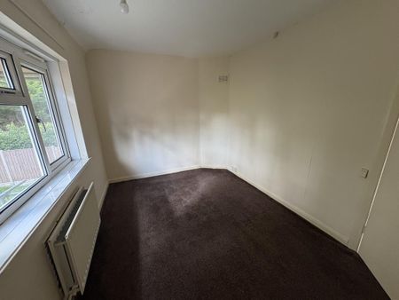 2 bedroom semi-detached house to rent - Photo 2