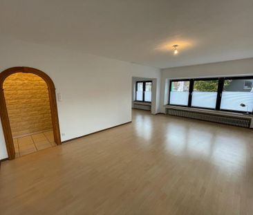 Helle Mietwohnung in Butendorf mit Einbauküche und Balkon - Foto 1