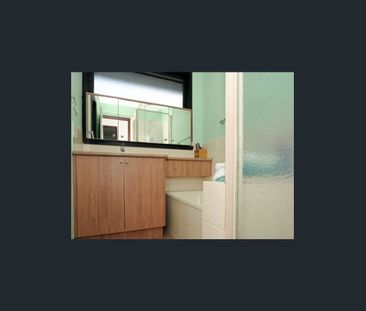 Great Location, In the Centre of Clarinda! - Photo 4