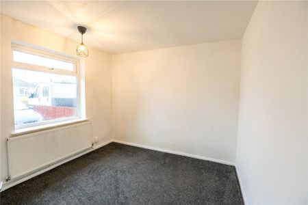 4 bedroom bungalow to rent - Photo 4