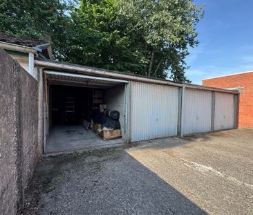 Gerenoveerd 3-slaapkamer appartement met garagebox in centrum Turnhout - Photo 2