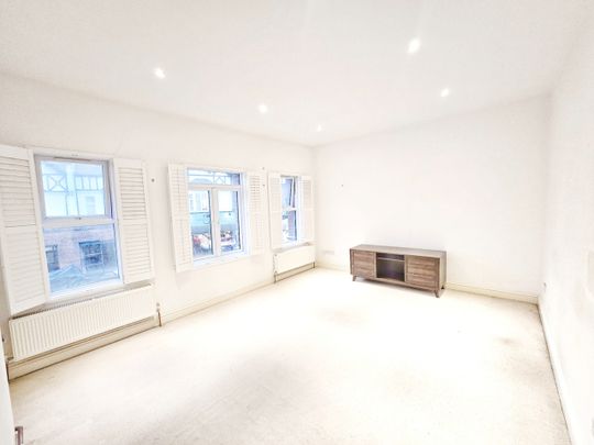 1 Bed Flat, Replingham Road, SW18 - Photo 1