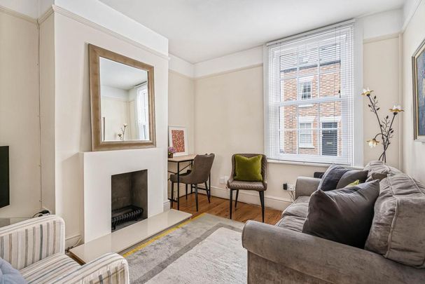 2 bedroom terraced house to rent - Photo 1