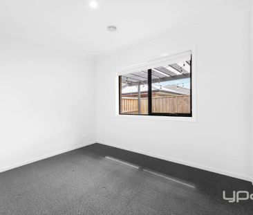 WELL PRESENTED FAMILY HOME - Photo 2