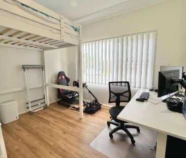 Two Bedroom Renovated Home - Photo 5