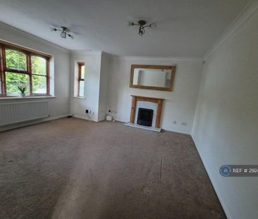 4 bedroom detached house to rent - Photo 1