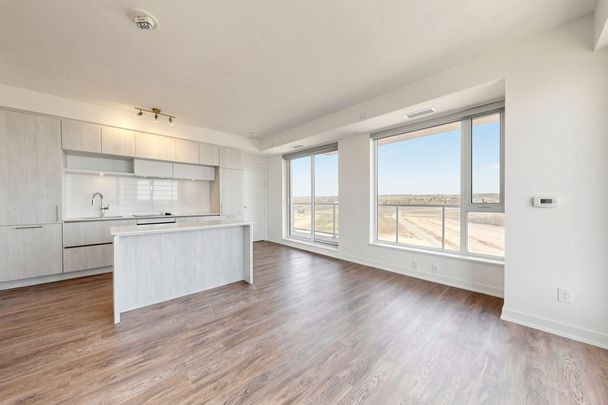 For Lease - 2 David Eyer Road Unit# 1229, Richmond Hill, Ontario - Photo 1