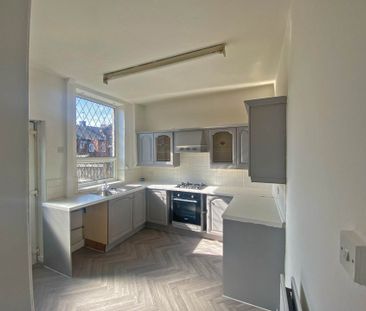 Stamford Road, Lees - Photo 2