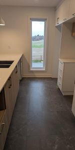 4 ½ 1 mois gratuit + 1500$ COMPTANT - Photo 3