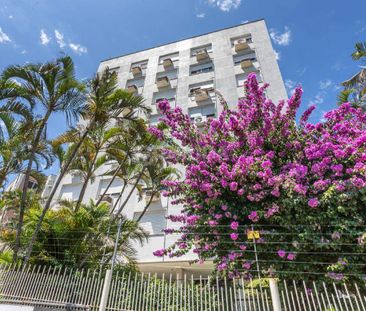 Apartamento para aluguel, 1 quarto, 1 vaga, Petrópolis - Porto Aleg... - Foto 1