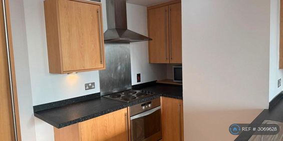 1 bedroom flat to rent - Photo 3