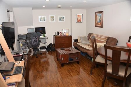 For Lease - 82 Palmer Road Unit# 2, Hamilton, Ontario - Photo 2