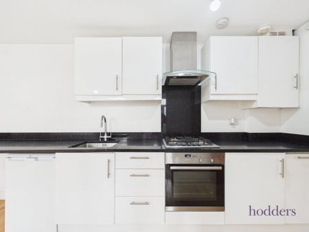 Studio to rent - Photo 2