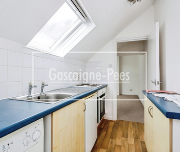 York Road, Guildford GU1 - Photo 2