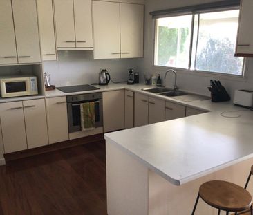 Stafford Heights - Photo 6
