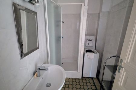 APPARTEMENT 3 PIECES MEUBLE, AVEC BALCON - Photo 3