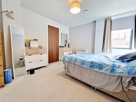 2 bedroom flat to rent - Photo 3