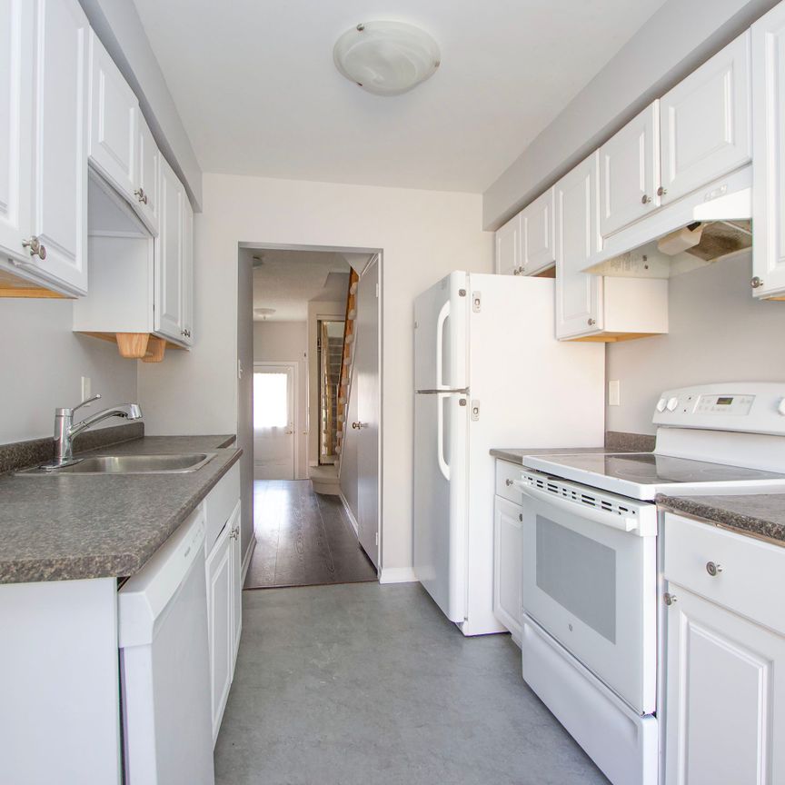 For Lease - 10 Bassett Boulevard Unit# 9, Whitby, Ontario - Photo 1