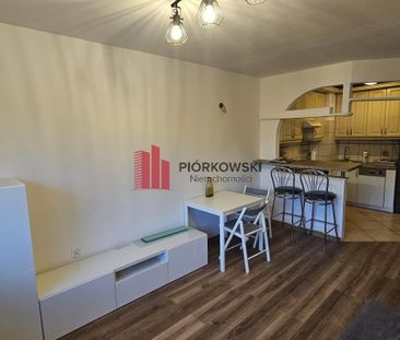 Warszawa M., Warszawa, Ochota, Żwirki i Wigury – zdjęcie 2
