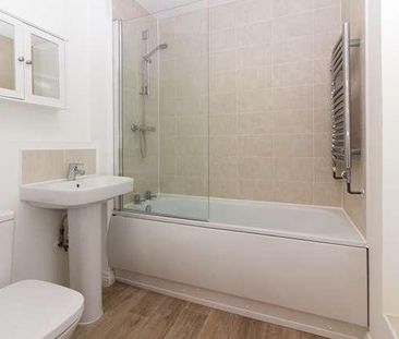 Whitehouse - Modern Bedroom Apartment In Sought-after Area, MK8 - Photo 6