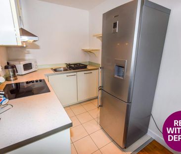 1 bedroom flat to rent - Photo 1