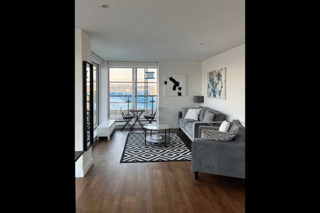 2 Bed Flat, Knights Tower, SE8 - Photo 4