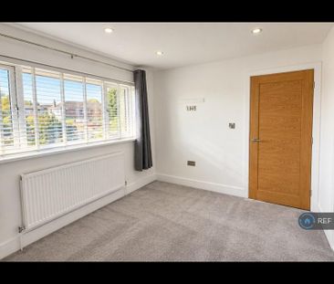 3 bedroom terraced house to rent - Photo 6