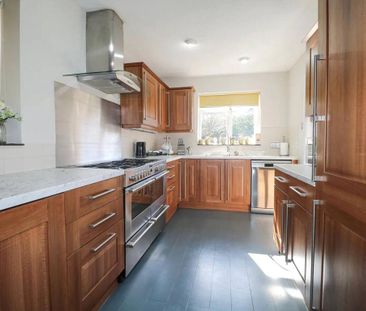 4 bedroom detached house to rent - Photo 5