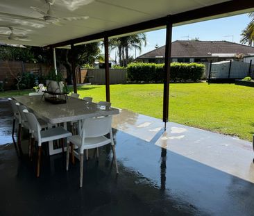 Family Home in Quiet Cul-de-sac - Photo 2