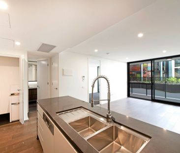 Luxury Living On The Foreshore - Photo 5