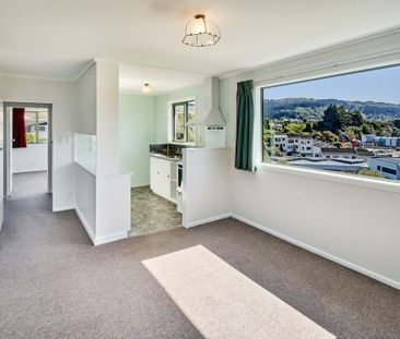 b/1 Sunrise Boulevard, Tawa Wellington 5028 - Photo 3