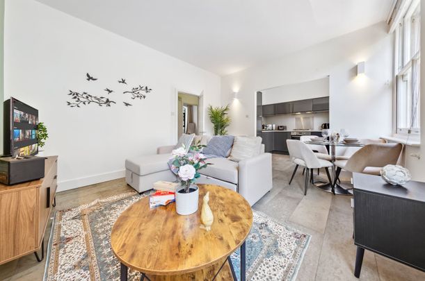 Studio Flat, Berry St, EC1V - Photo 1