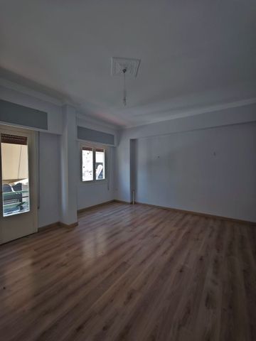 Διαμέρισμα για ενοικίαση Καστέλλα (Καστέλλα - Πασαλιμάνι) - Photo 3