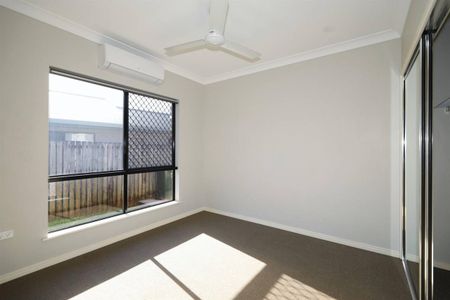 Quality Modern Family Home - Huge 6m x 12m Carport or Entertainment Area - Photo 4