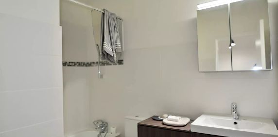 AIX EN PROVENCE - CENTRE VILLE - TRES BEAU T2 AU CALME - Photo 2