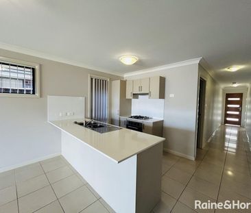 Modern Duplex - Photo 5