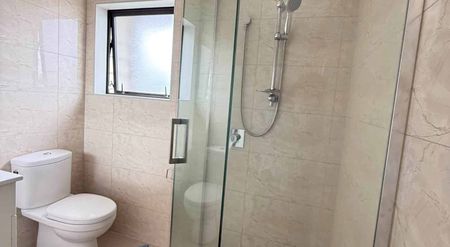 Family Home for Rent, Double Garage, fully fen... - Photo 4